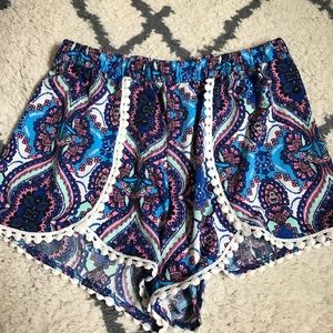 Flowy printed shorts