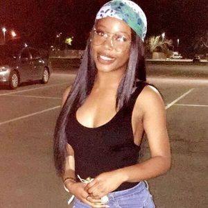 Meet your Posher, Chadsidi