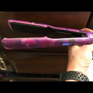 Paul Mitchell Ceramic Flat Iron