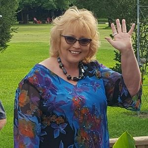 Meet your Posher, Sherry