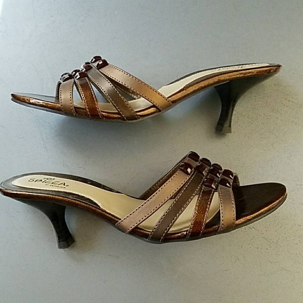 SBICCA Brown Metallic Sandals