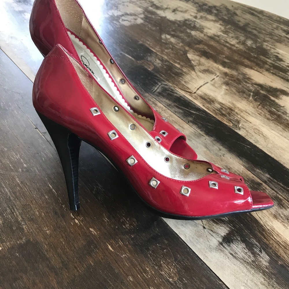 Size 10 red Jessica Simpson pumps