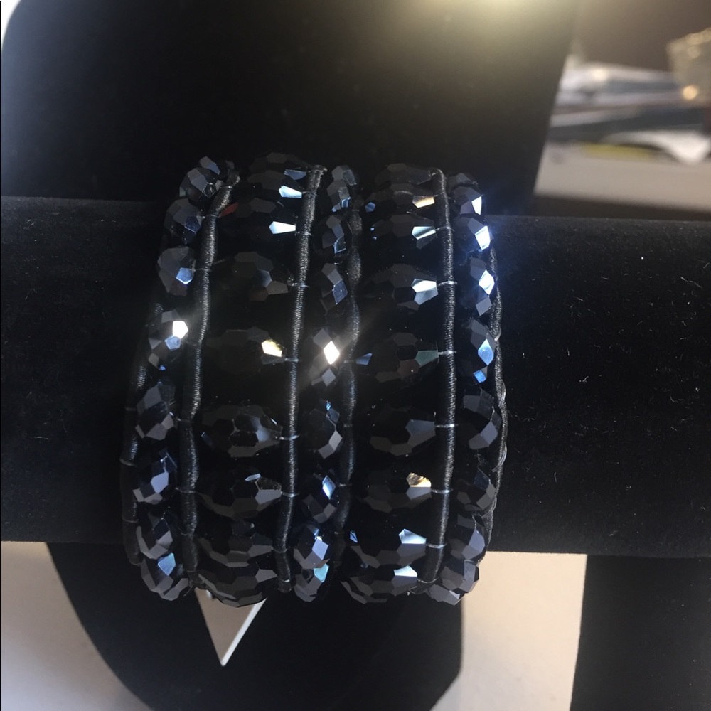 Multi-Layer Slipknot Beaded Bracelet