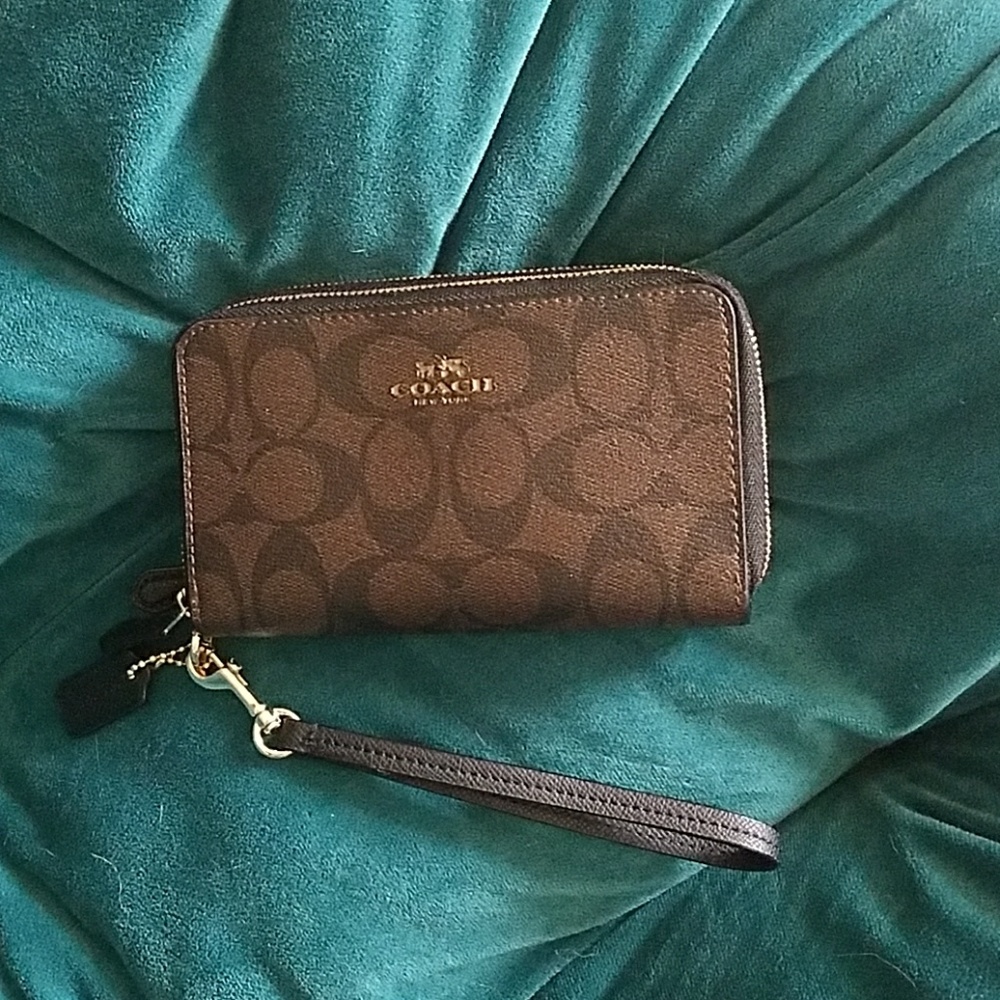 Authentic Coach wristlet