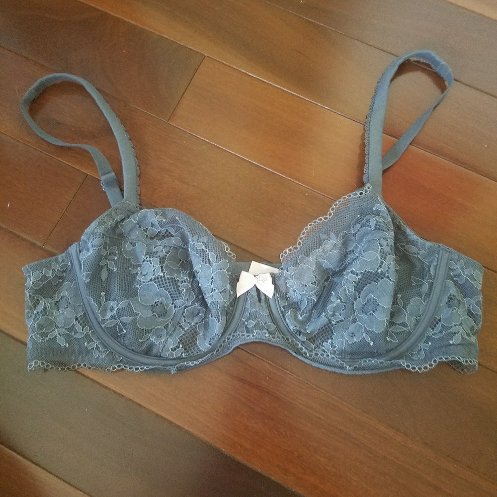 Body by Victoria Unlined Demi 36C