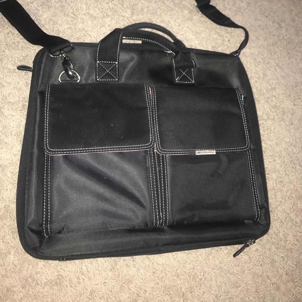 Black with pink interior great laptop bag!