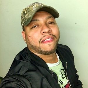 Meet your Posher, Adam