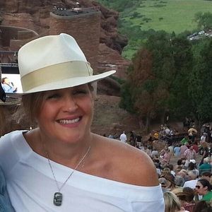 Meet your Posher, Joy