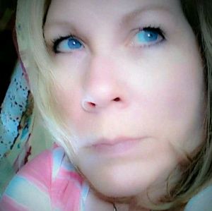 Meet your Posher, Cathy