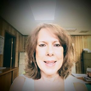 Meet your Posher, Beverly