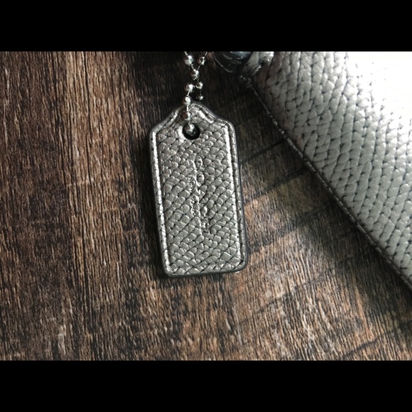 Coach wristlet - Picture 2 of 3