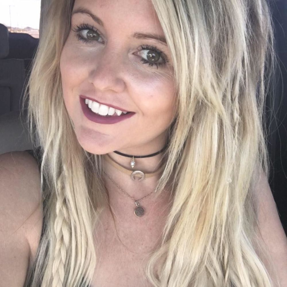 Meet your Posher, Lauren