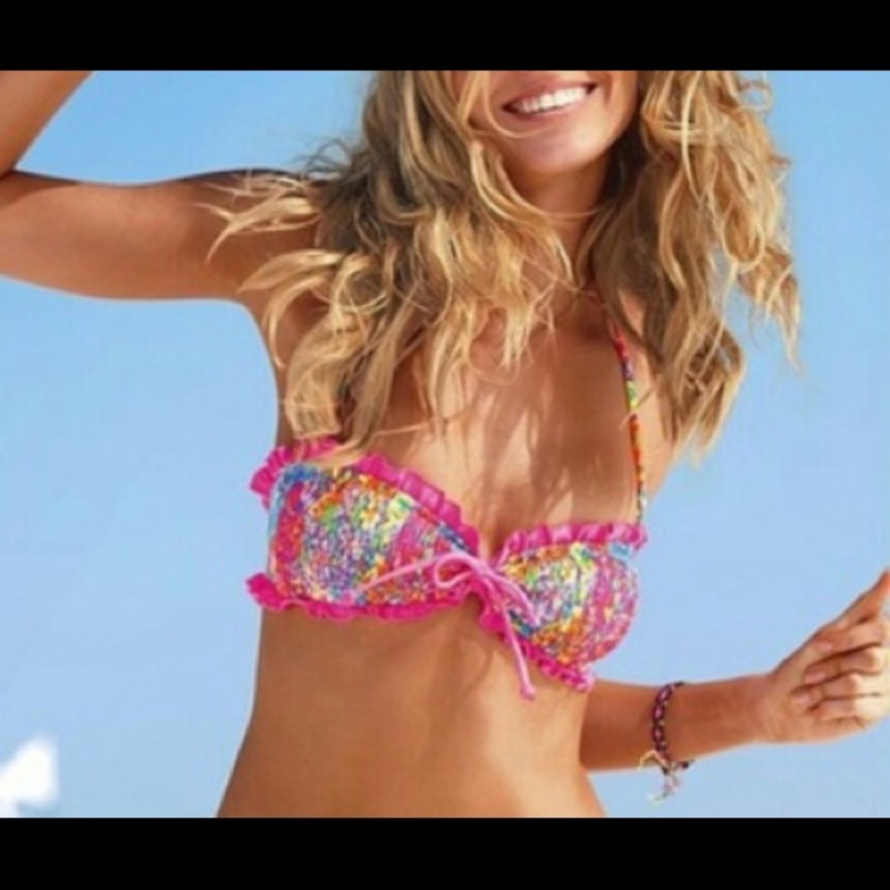 NWOT Victoria's Secret Floral Ruffle Top