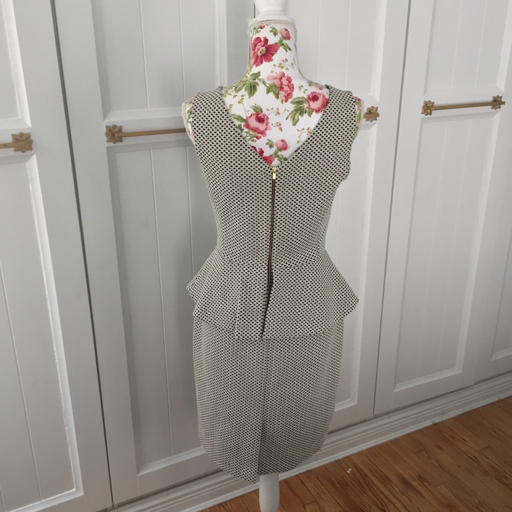 Banana Republic Peplum Day Dress - Picture 5 of 8