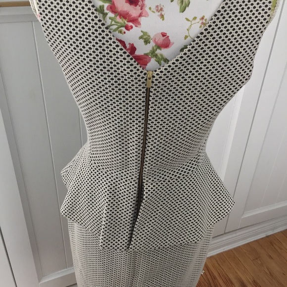 Banana Republic Peplum Day Dress - Picture 4 of 8