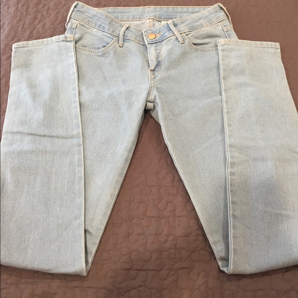 H&M cute washed out jeans!