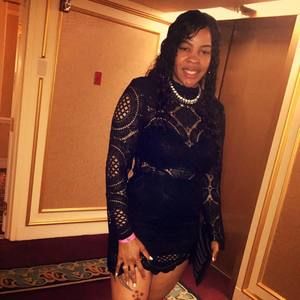 Meet your Posher, Eva