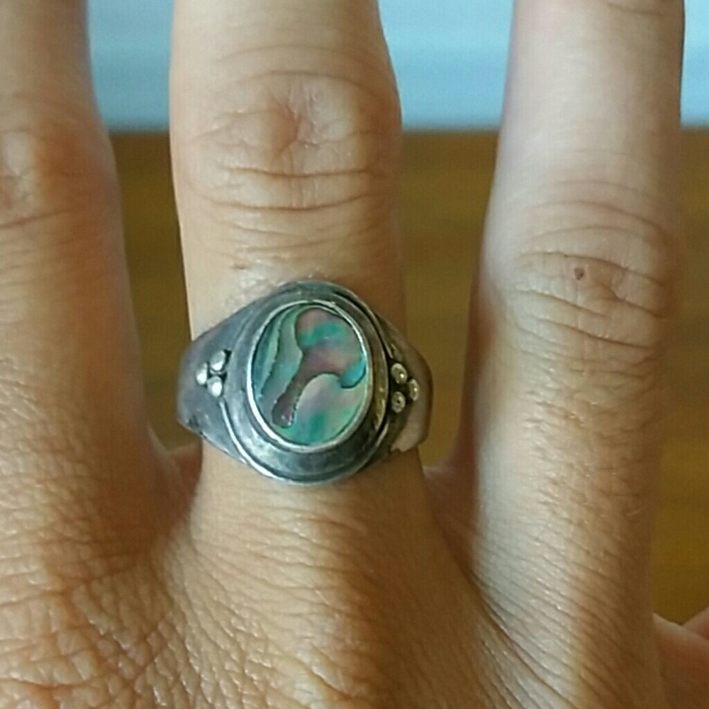 Tarnished silver abalone ring