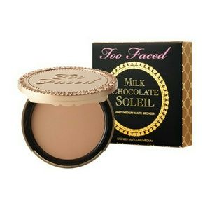 Too Faced Milk Chocolate Soleil light/medium