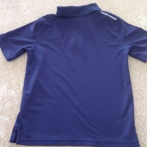 Under armour boys shirt M