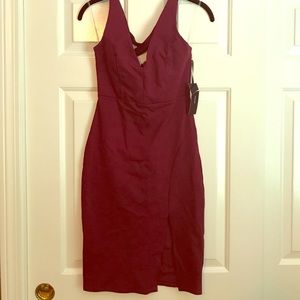 Extremely flattering Lulu's Burgundy BodyCon dress