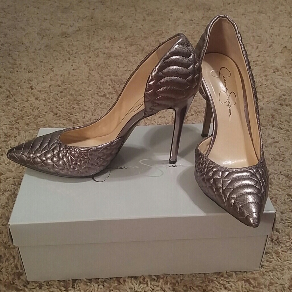 Jessica Simpson heels
