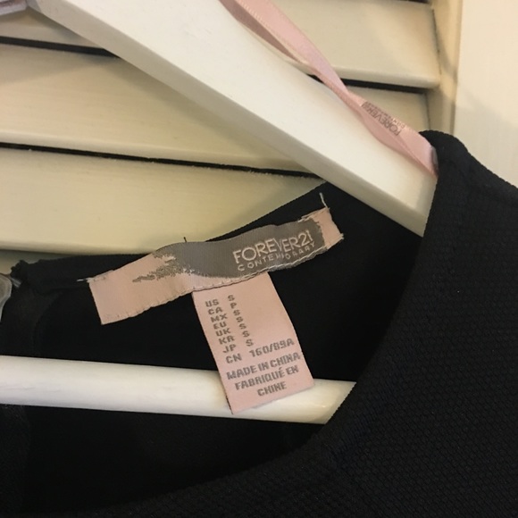 🆕 Black Zipper Back Contemporary Work Dress F21 - Picture 4 of 4