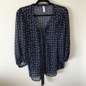 Quarter sleeve shirt