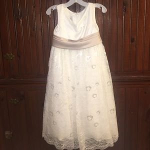 Davids Bridal Flower Girl Dress
