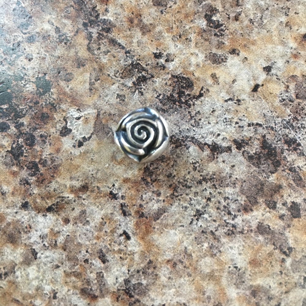 Pandora rose charm