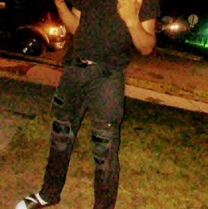 Meet your Posher, Emonie