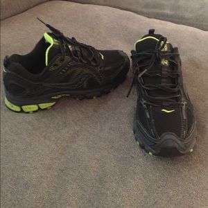 Saucony Sneakers - Excursion TR6