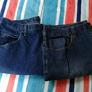 Bundle of men's jeans