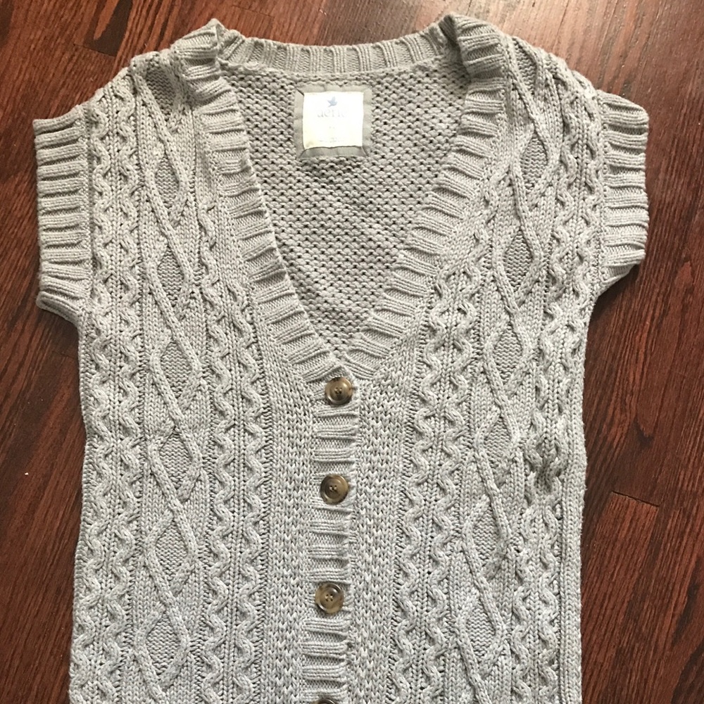 Aerie short sleeve sweater