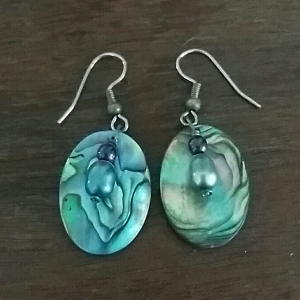 Abalone and freshwater pearl earring