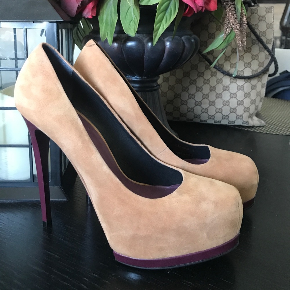 Gorgeous New PLV suede heels - Picture 1 of 8