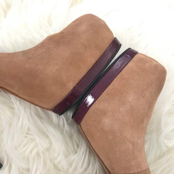 Gorgeous New PLV suede heels - Picture 5 of 8