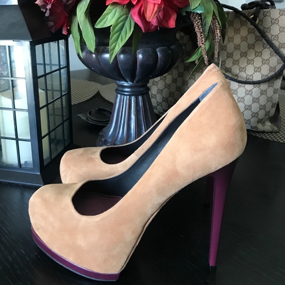 Gorgeous New PLV suede heels - Picture 3 of 8