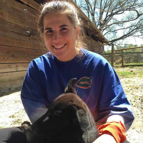 Meet your Posher, Caroline - Picture 1 of 1