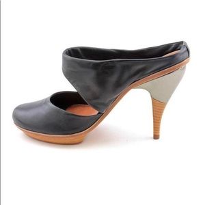 Leifsdottir Heels Black Leather Metal Mules