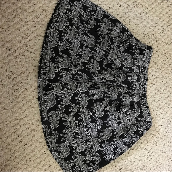 Black and White Elephant Skirt - Picture 1 of 2