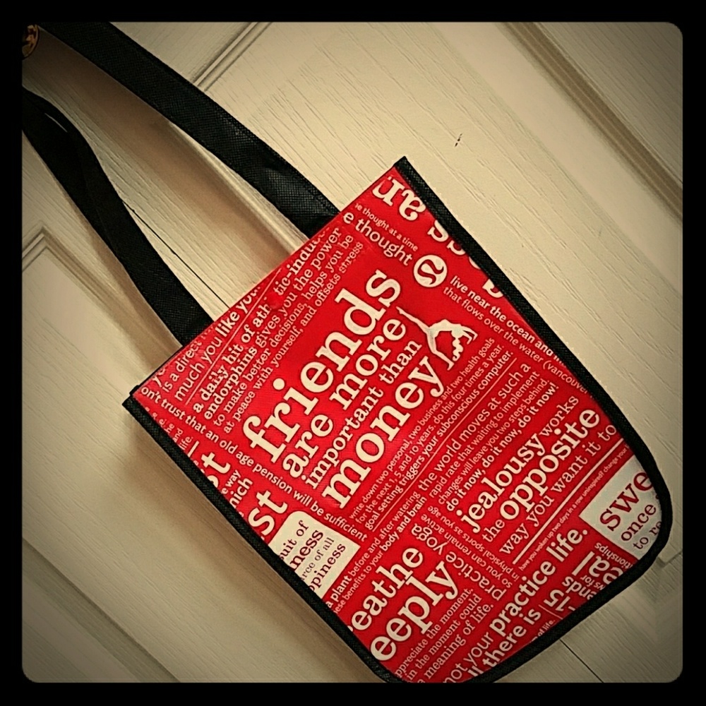 Small Lululemon Reusible Tote