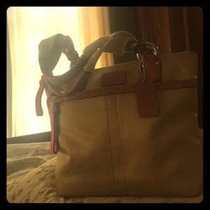 Fabric coach purse 8x10