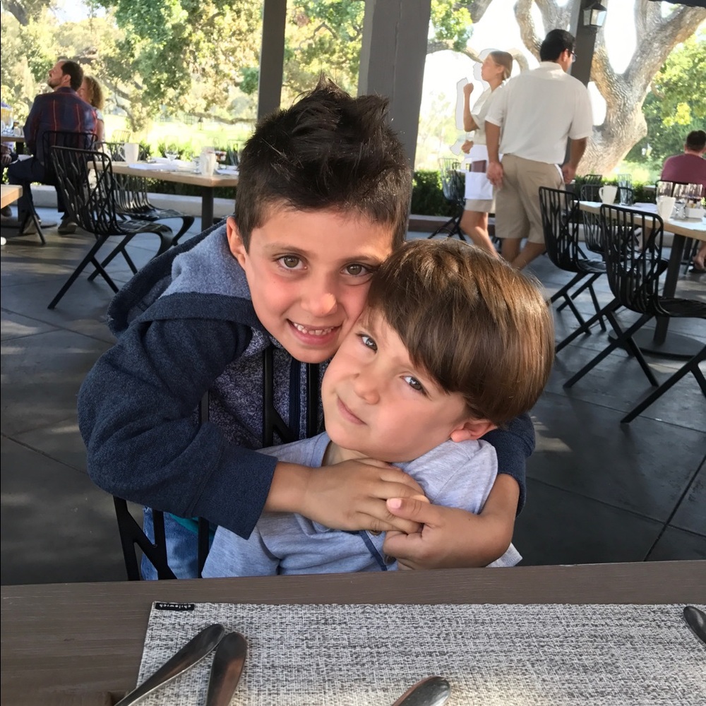 Meet your Posher, Neda