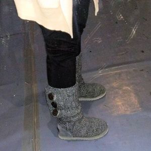 UGG classic cardy boots in grey