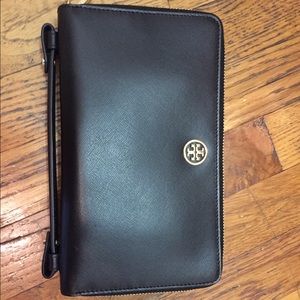 NWOT Tory Burch Clutch