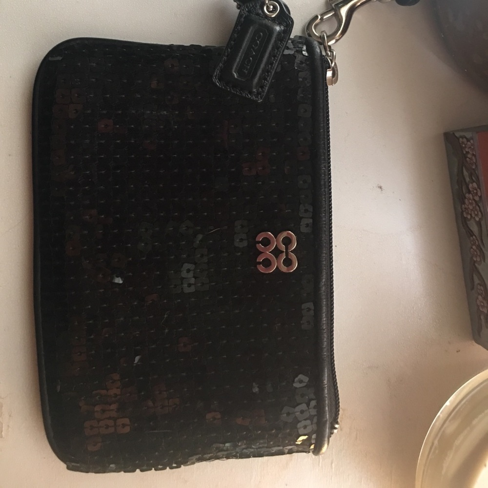 Wristlet