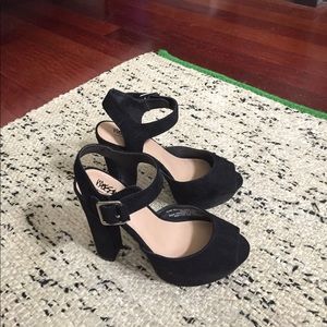 Black Velvet Peep toe Platforms
