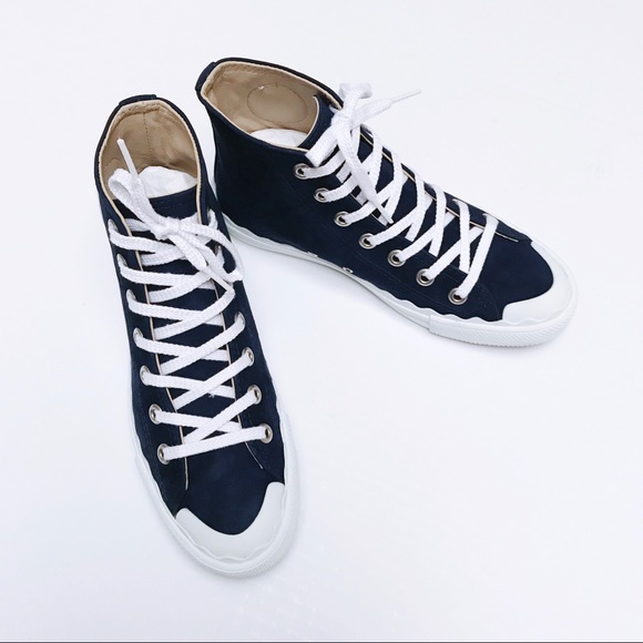 LAST CHANCE ‼️ Chloe - Scalloped Gum Sneakers - Picture 6 of 6