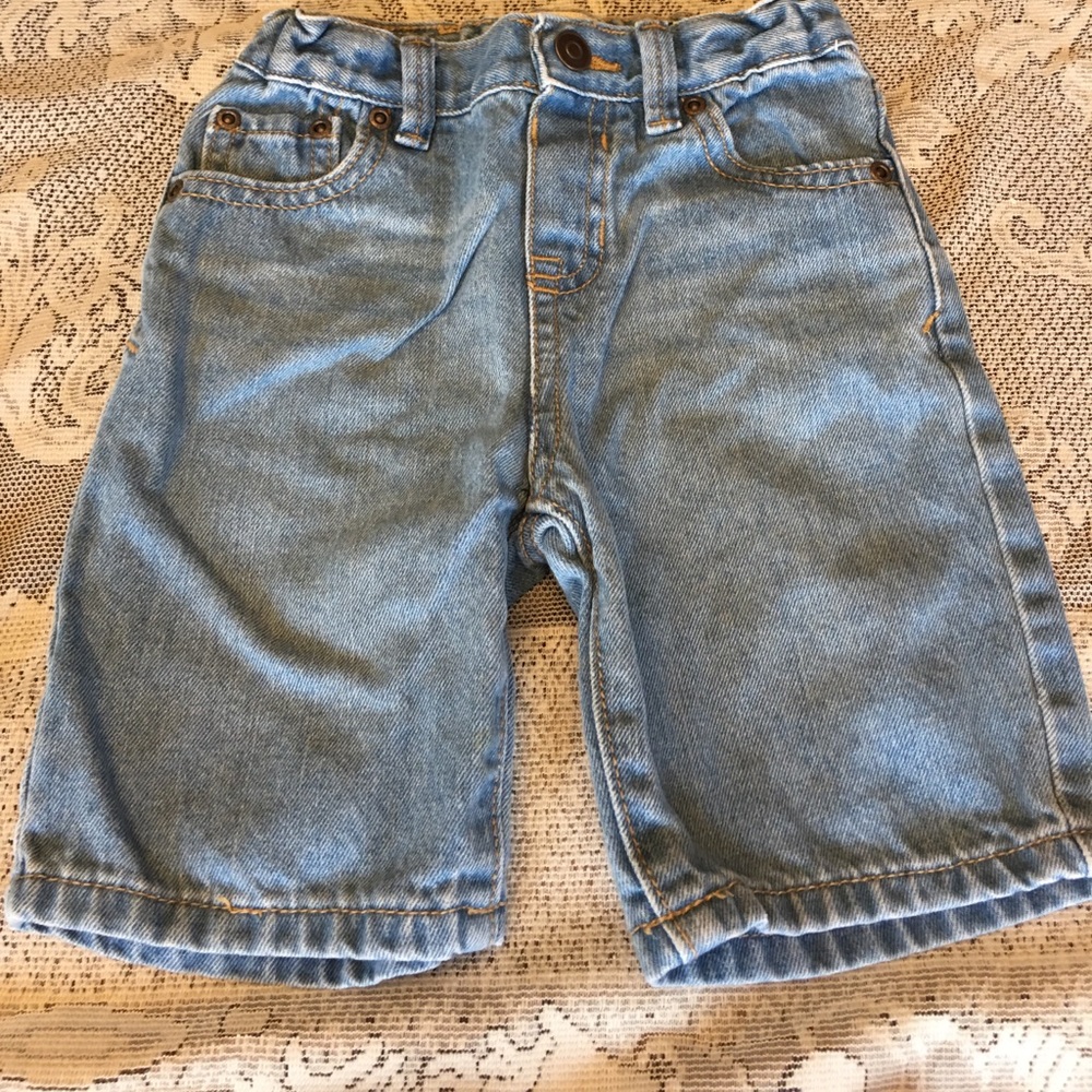 Shorts - Picture 4 of 5